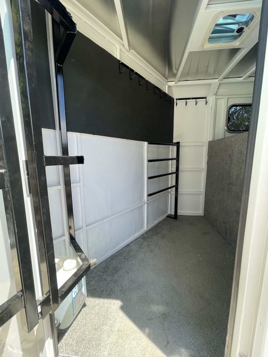 Main image 11