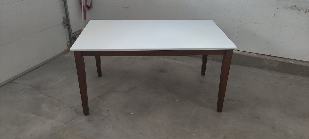 Main image 3