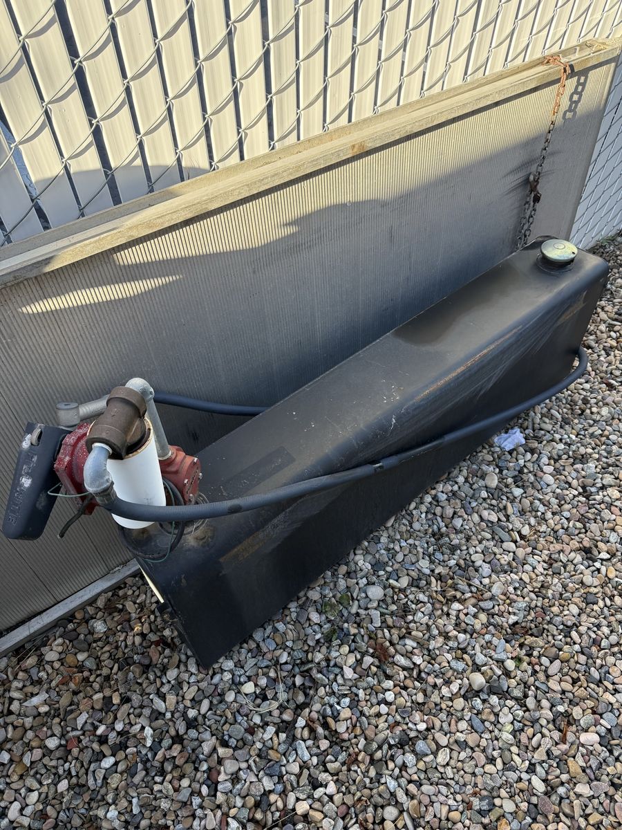 40 Gallon Transfer Tank with Pump