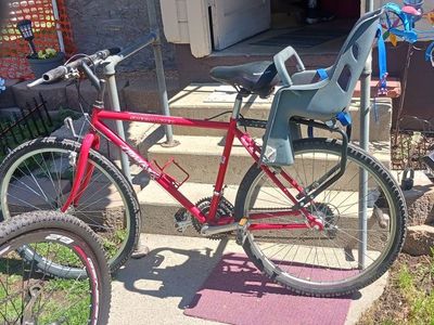 Specialized W/baby seat