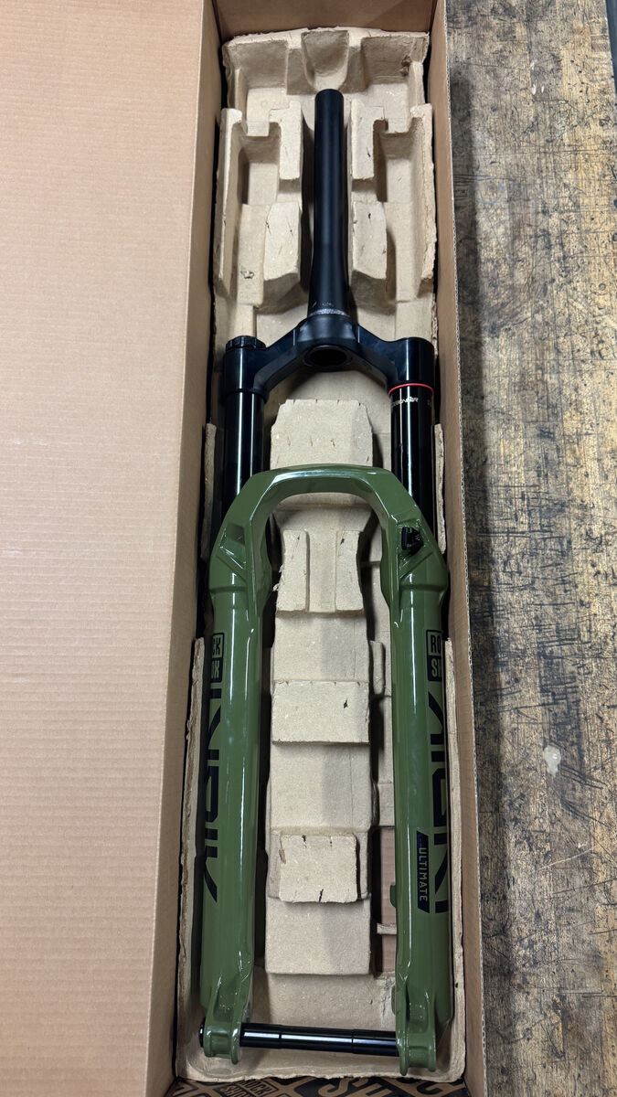 Brand New 2024 RockShox Lyrik Ultimate — $800