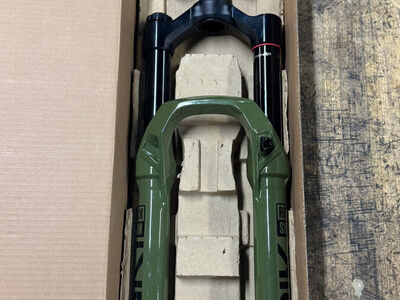 Brand New 2024 RockShox Lyrik Ultimate — $800