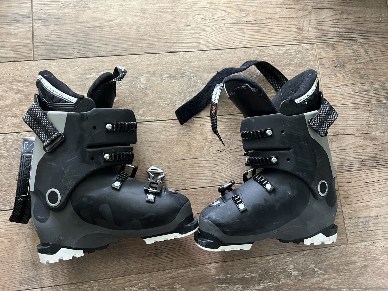 Salomon X-PRO 100 Ski Boots - Size 25.5 - Men's Custom Fit Performance Skiing