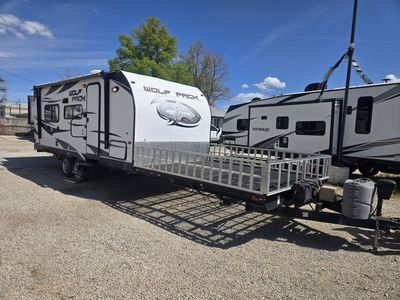 2014 WolfPack 21wp120 Toy Hauler