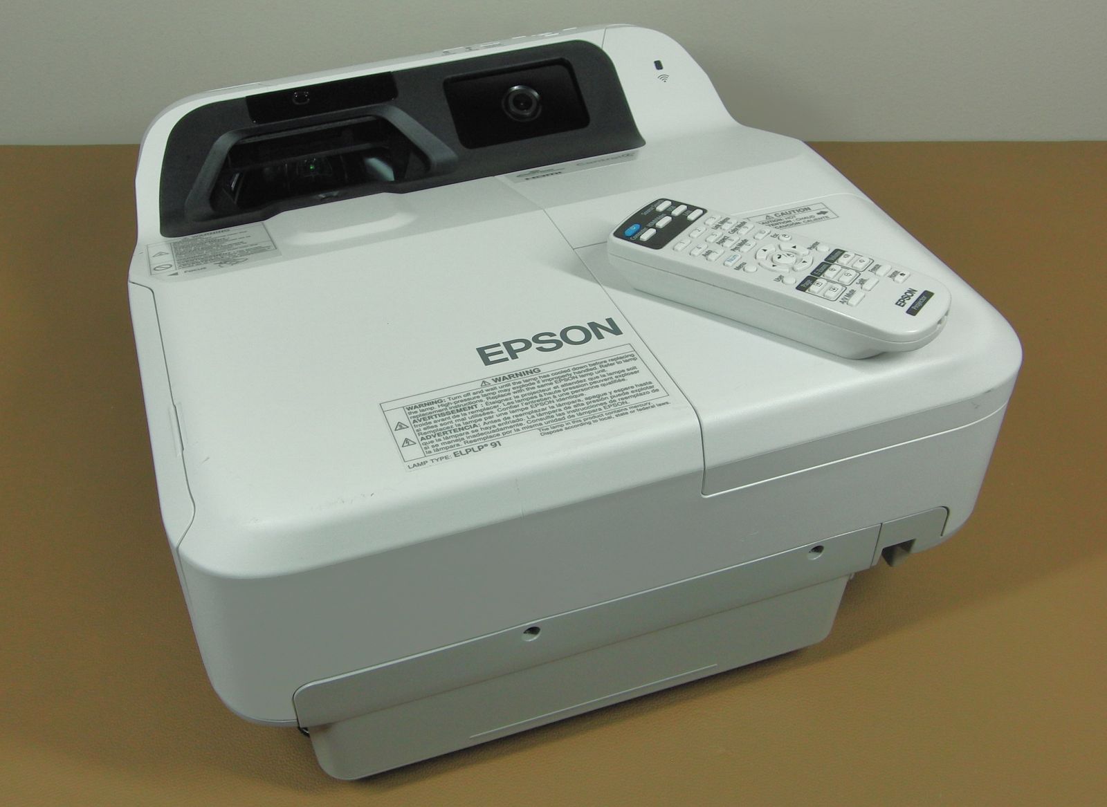 Epson 695wi Ultra Short Throw 3500 Lumens Projector