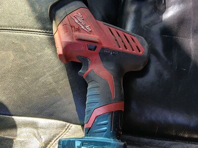 12 volt Milwaukee sawsall