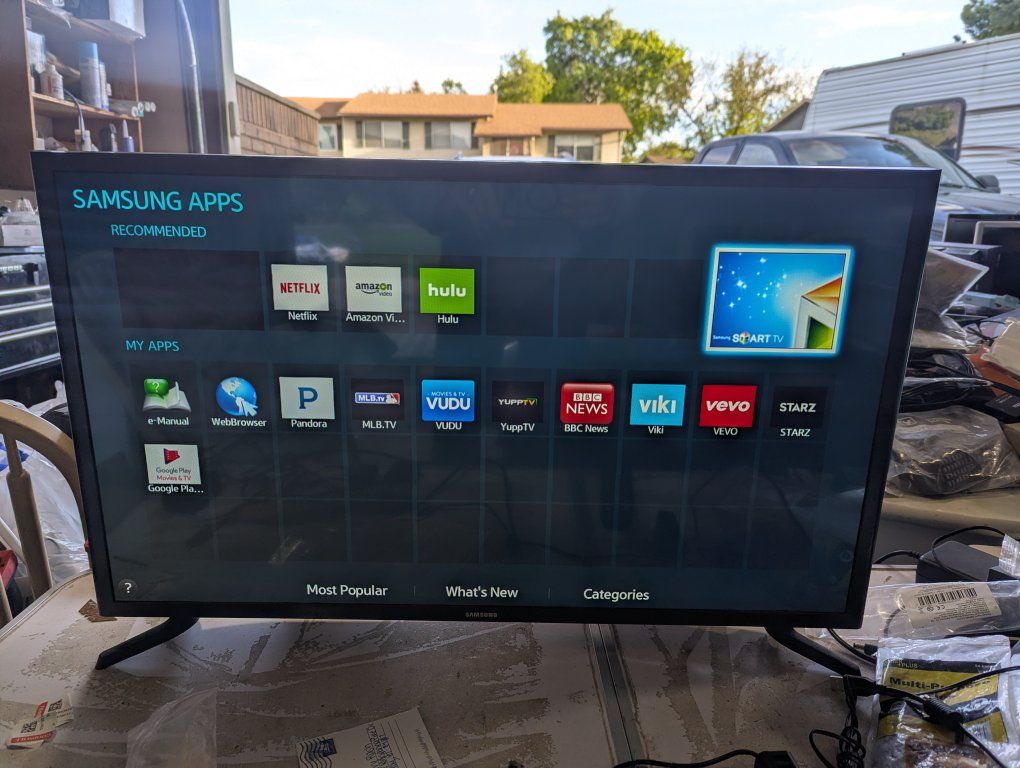 Samsung 32in Smart TV DC 12 volts for RV