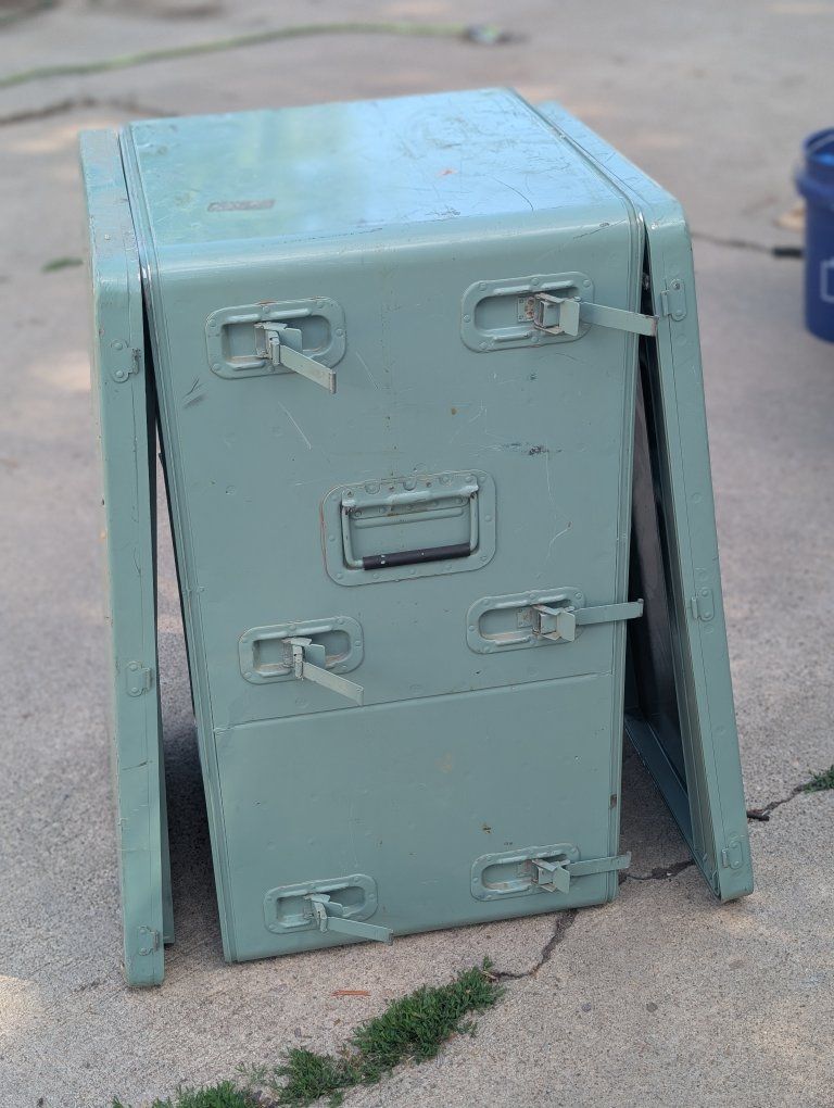 ATLANTIC INDUSTRIES Military Field Desk Chest Medical Instrument & Supply Type II DLA120