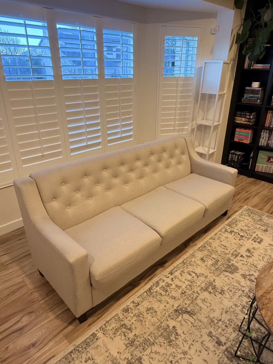 Couch For Sale, need gone this weekend!