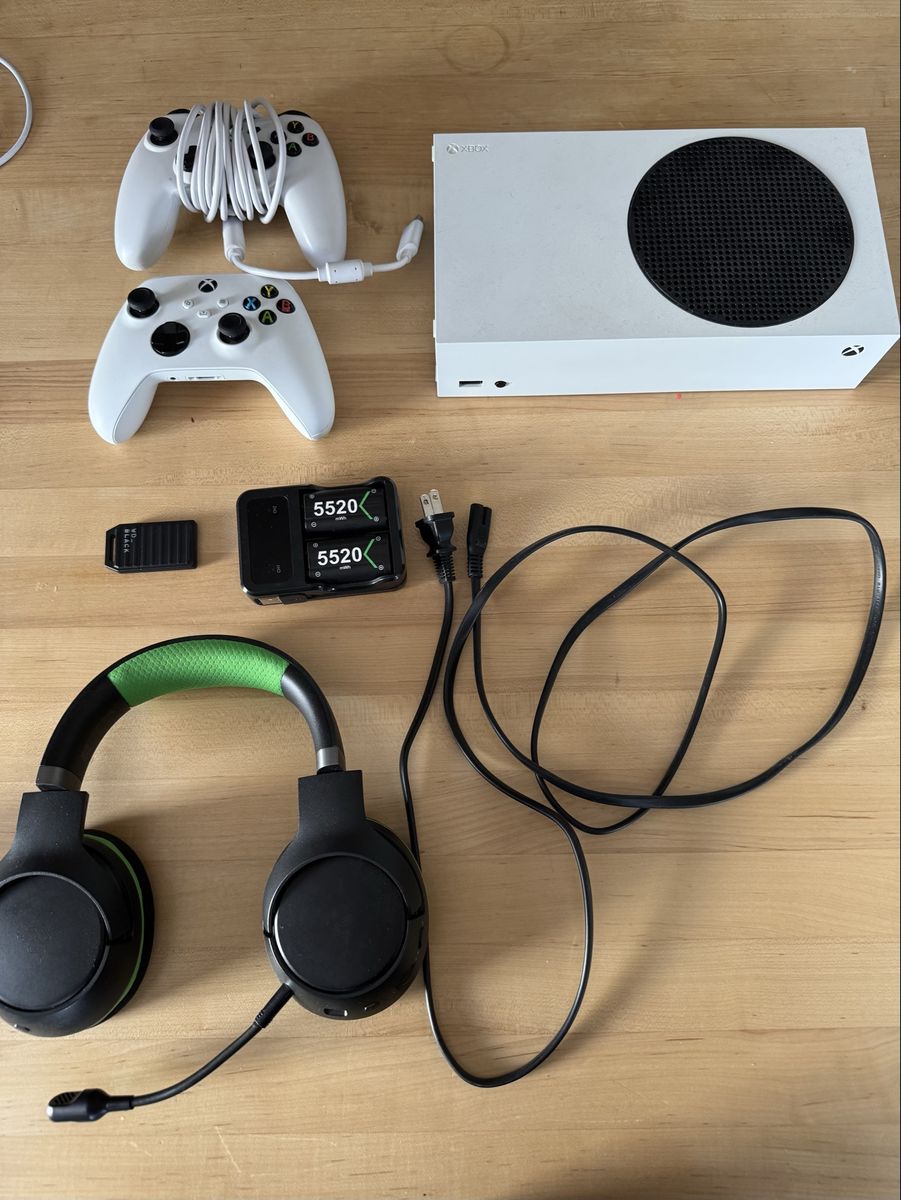 Tech Sale - Xbox Series S, ROG Laptop, Macbook