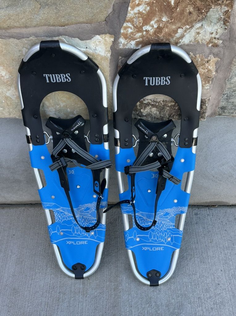 LIKE NEW Tubbs Xplore Blue/Silver Snowshoes Sz 30