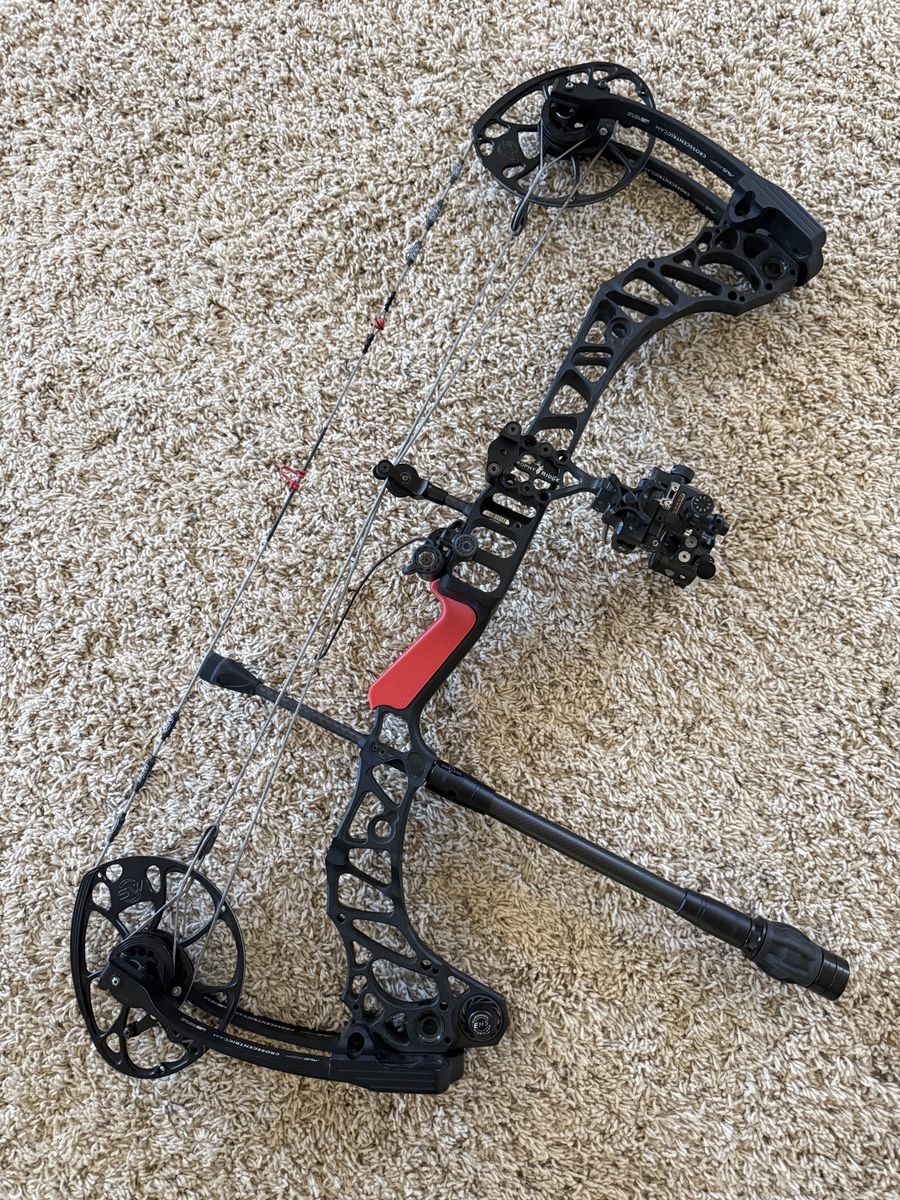 Mathews Vertix