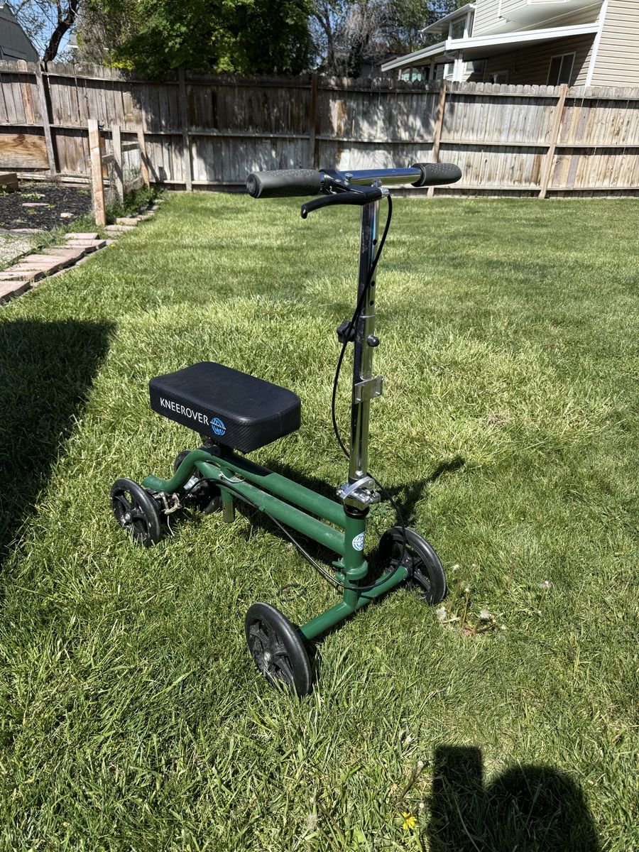 Knee Rover Scooter