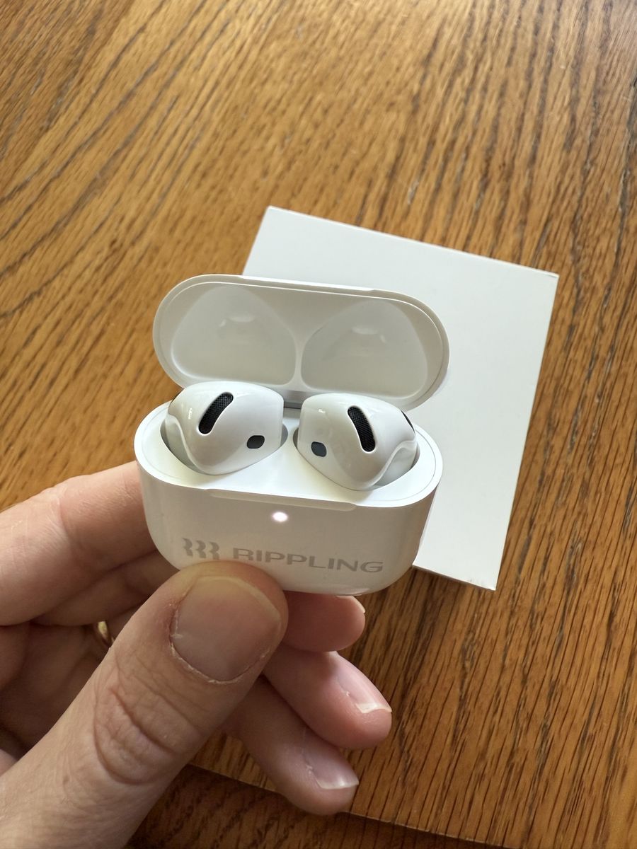 Apple AirPod 4