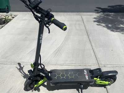 MaxFun Electric Scooter