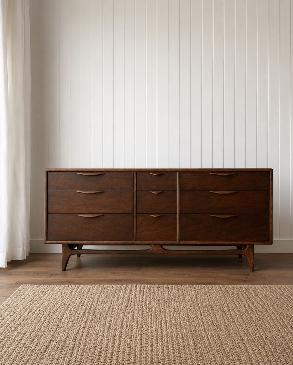 Lane Mid Century Modern Dresser