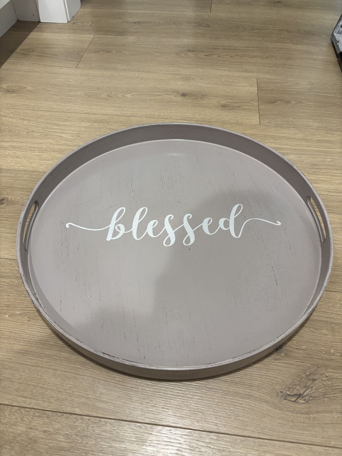 Round decorative serving tray