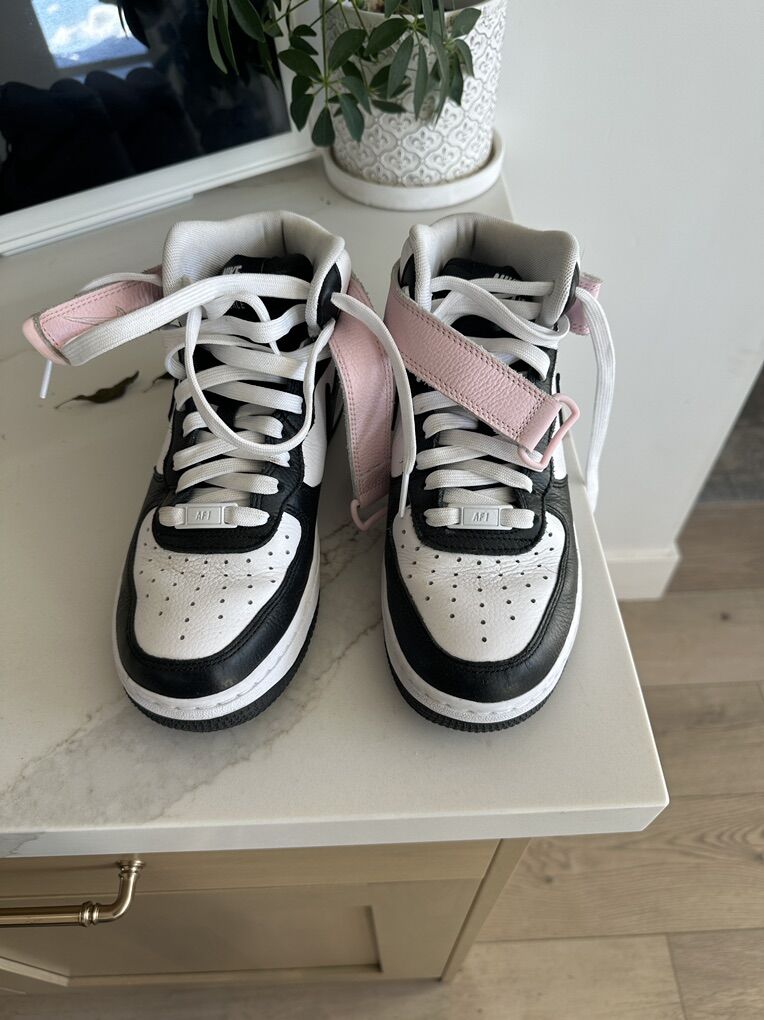 Pink & Black Nike Air Force 1 Mid