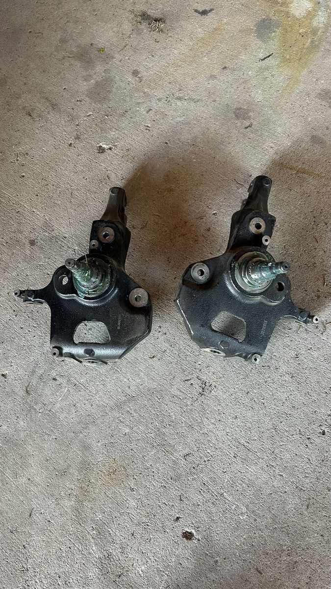 Knuckles for 99 Ford Ranger