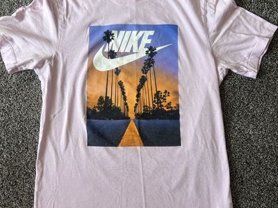 Nike Men's Pale Pink Sunset Shirt- Size S