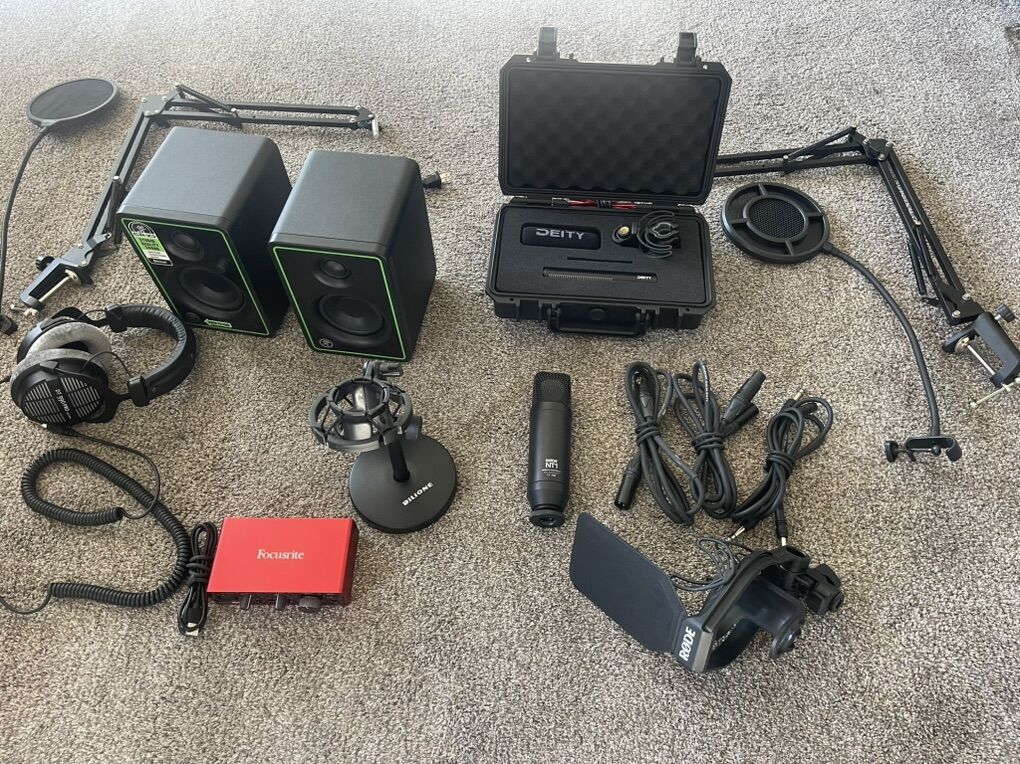 Complete Home Studio Set Up-Mics,Monitors & Stands