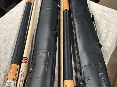 Vzerak 58in Two-Piece Maple Pool Cue Sticks with Cases (Set of 2)