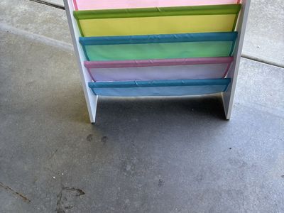 Kids Sling Book Rack Bookshelf Display with Pastel Fabric Pockets
