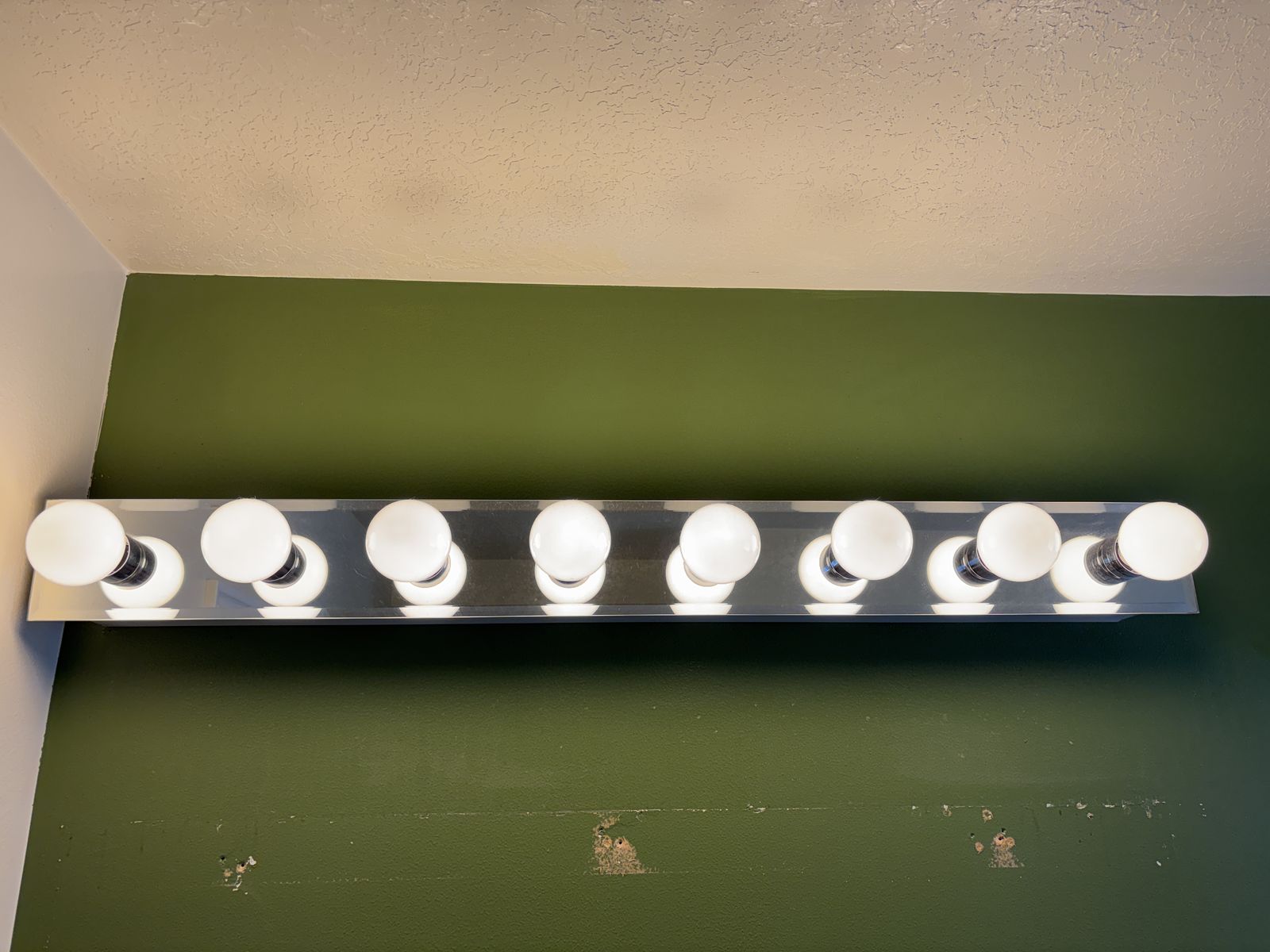 48 inch bathroom vanity light