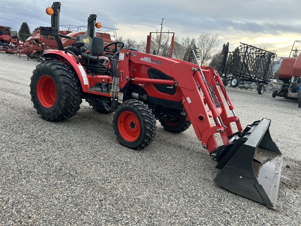35hp Kioti Tractor And Loader