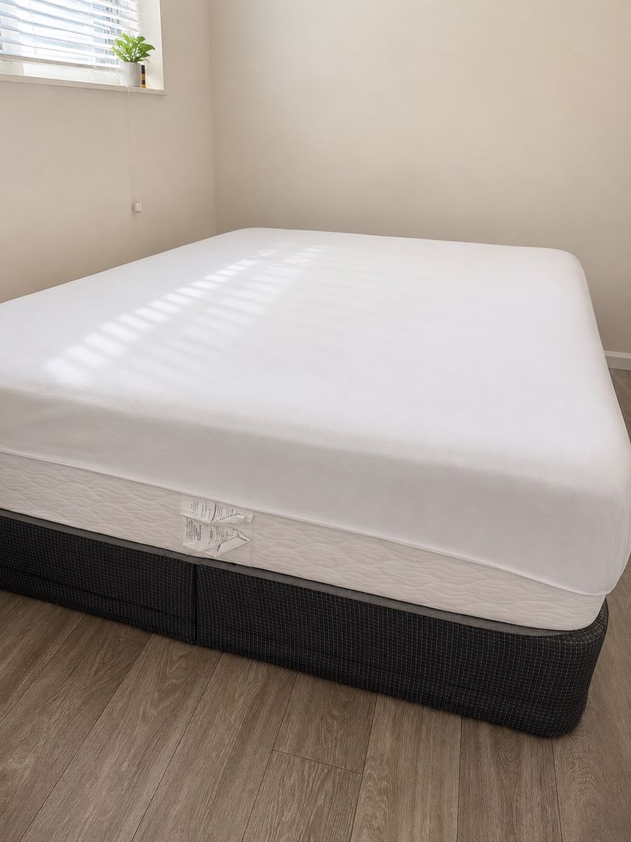 Queen bed