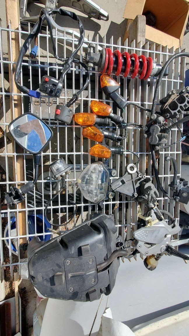 Kawasaki 2007, 2008, 2009 Versys 650 parts bundle