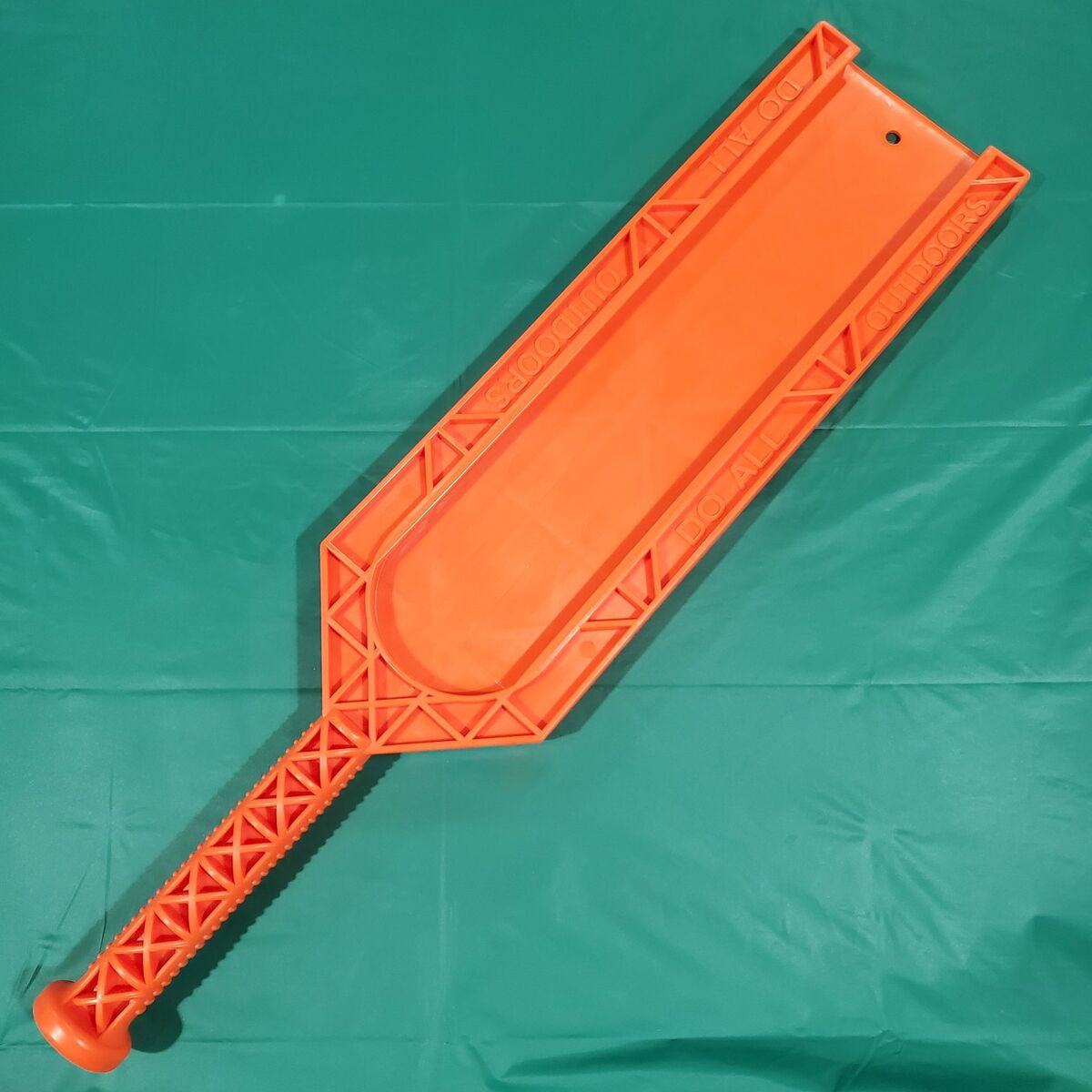 Triple Clay Pigeon Hand Thrower