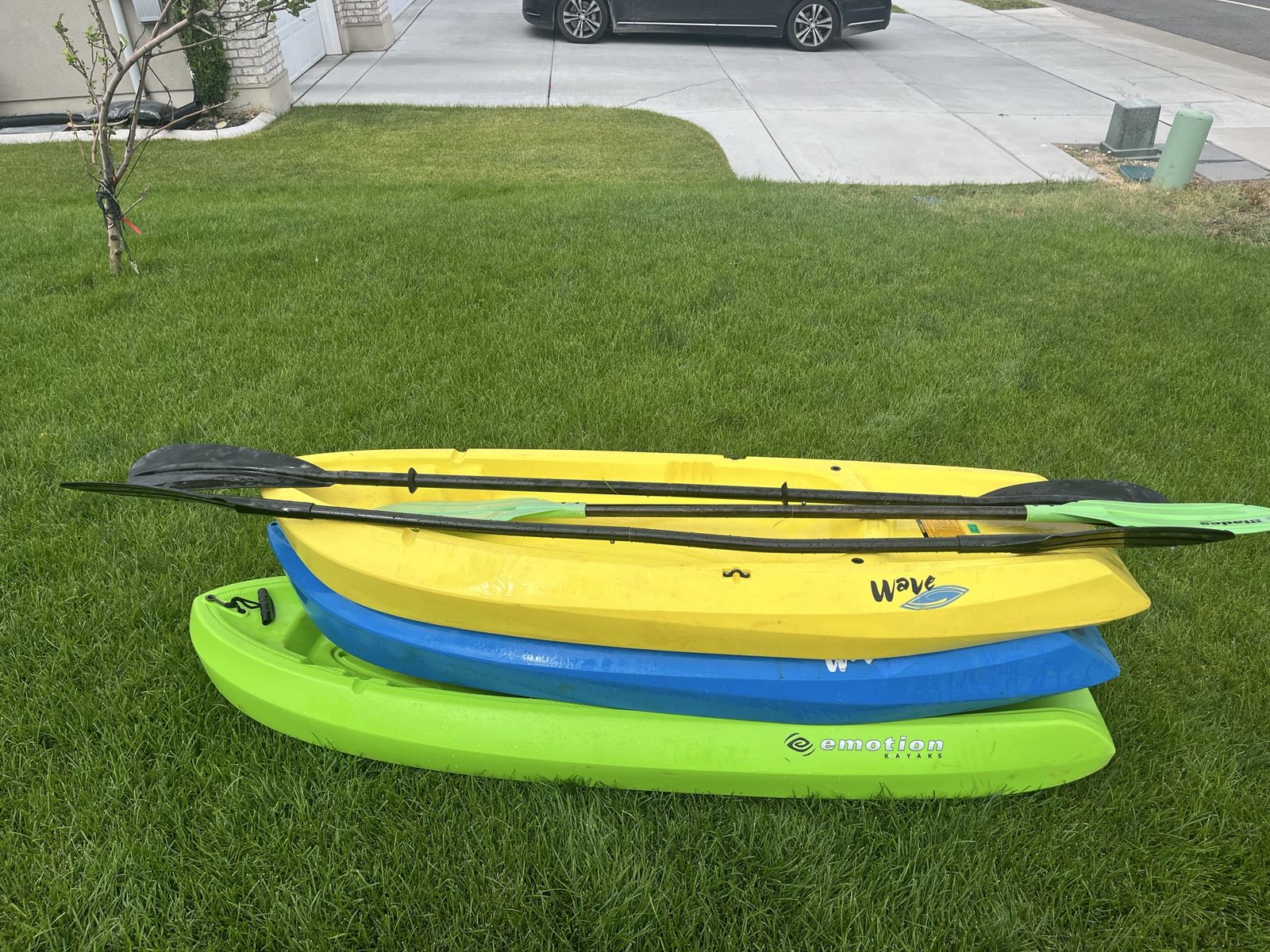 Lifetime Wave Youth Kayaks with Paddles - Set of 3 (Blue, Yellow, Green)