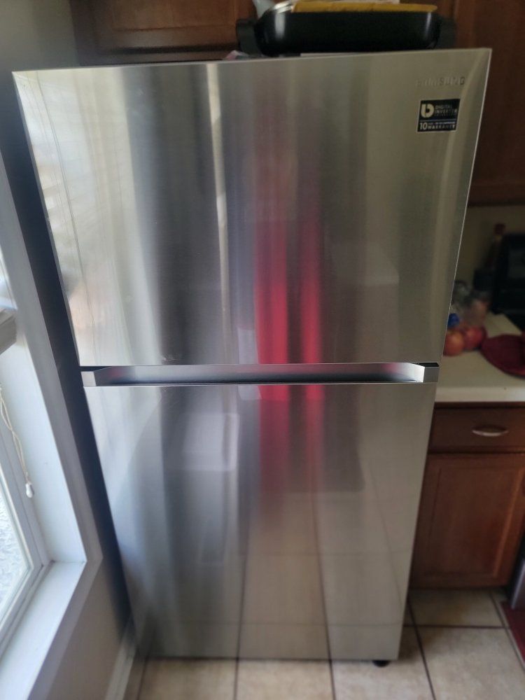 Samsung fridge (read description)
