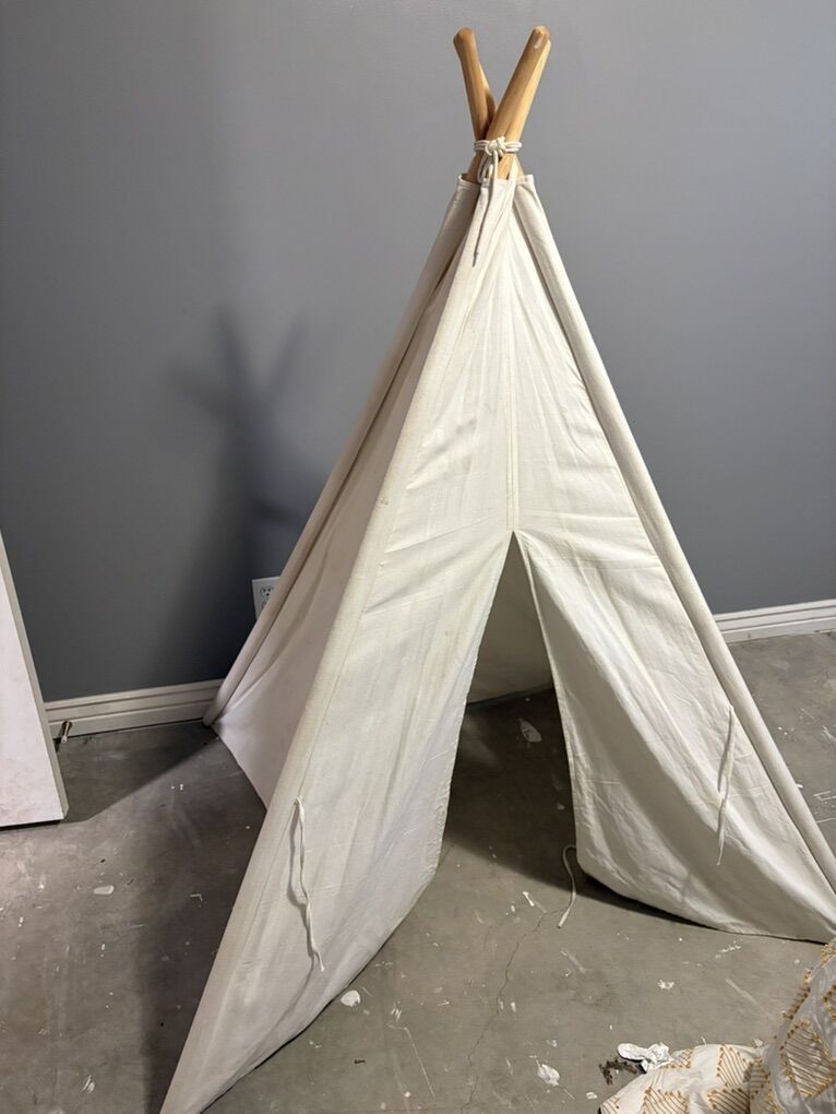 Kids Tent/teepee