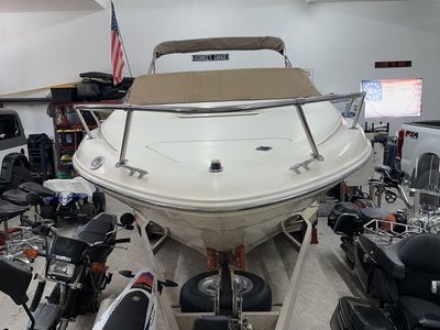 1995 SeaRay 220 Signature Select Cuddy Cabin.