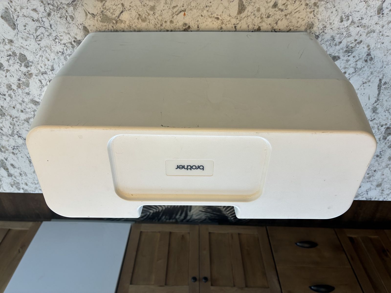 Brother CS-100 Computerized Sewing Machine with Manuals and Accessories
