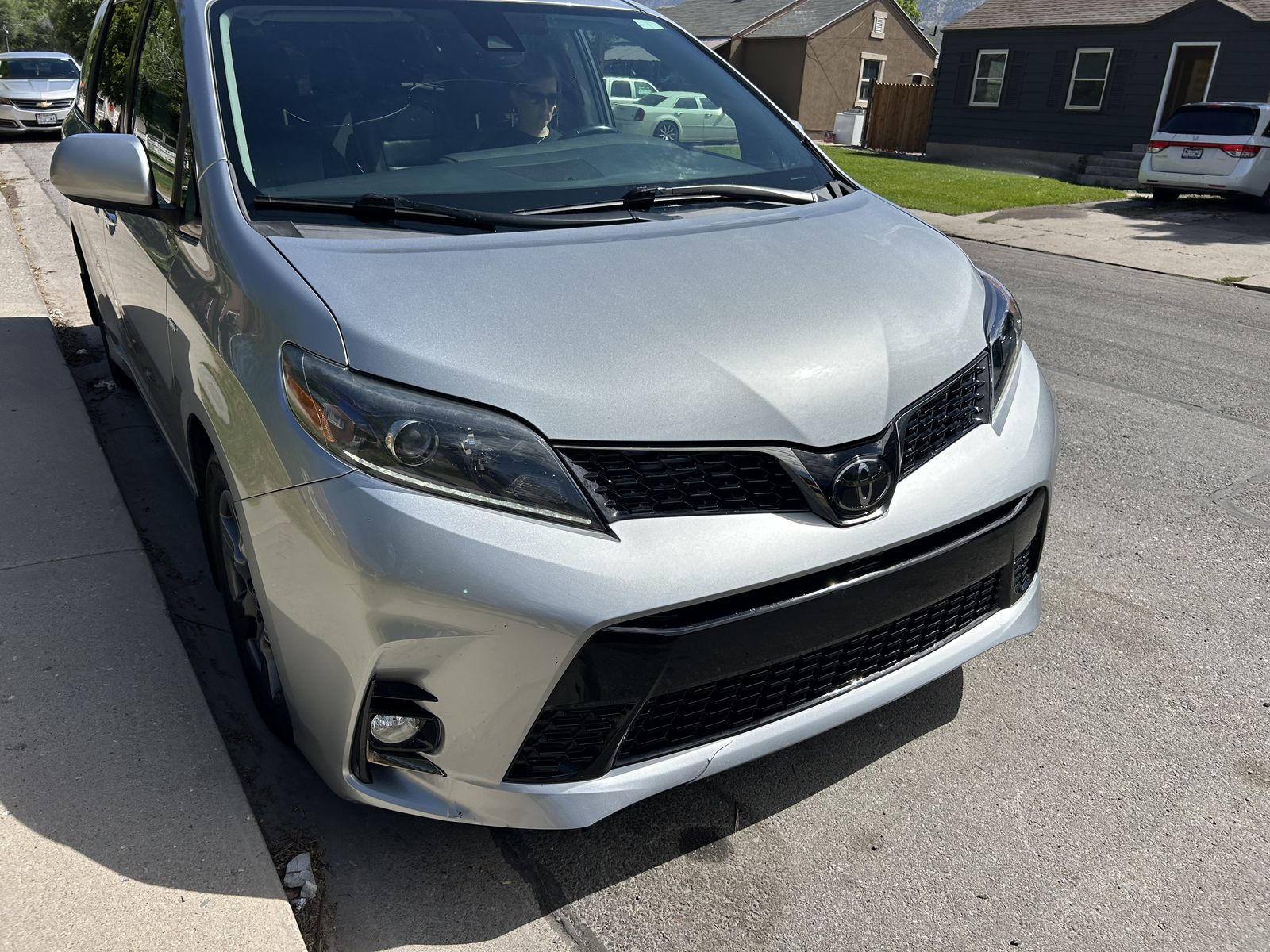 2020 Toyota Sienna SE 7-Passenger