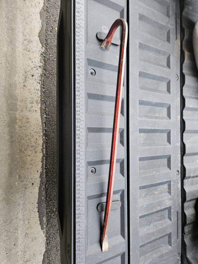 Heavy Duty 36 Inch Red Steel Wrecking Bar Crowbar Pry Bar