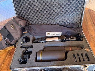 Leupold Goldenring HD 12-40x60 Spotting Scope and accessories kit