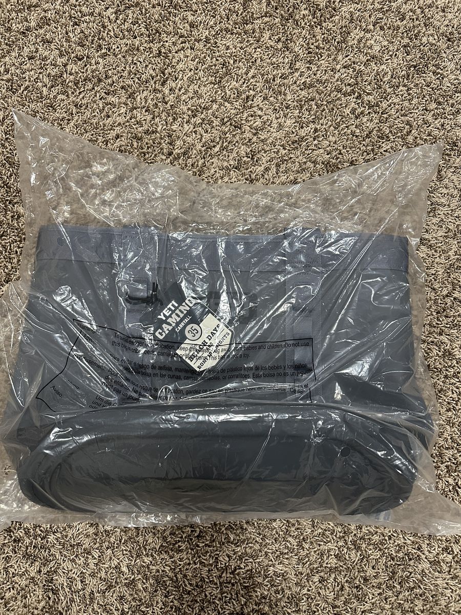 New Yeti Camino 35L Carryall