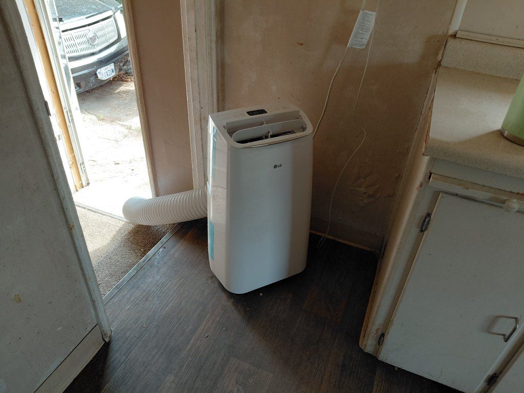 LG Portable Air Conditioner - White, Compact Design, Efficient Cooling