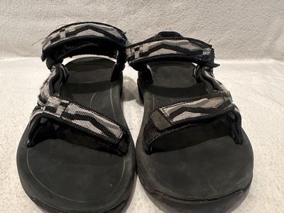 Teva toddler, size 12, black and gray sports sandals