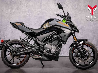 2023 CFMOTO 300NK