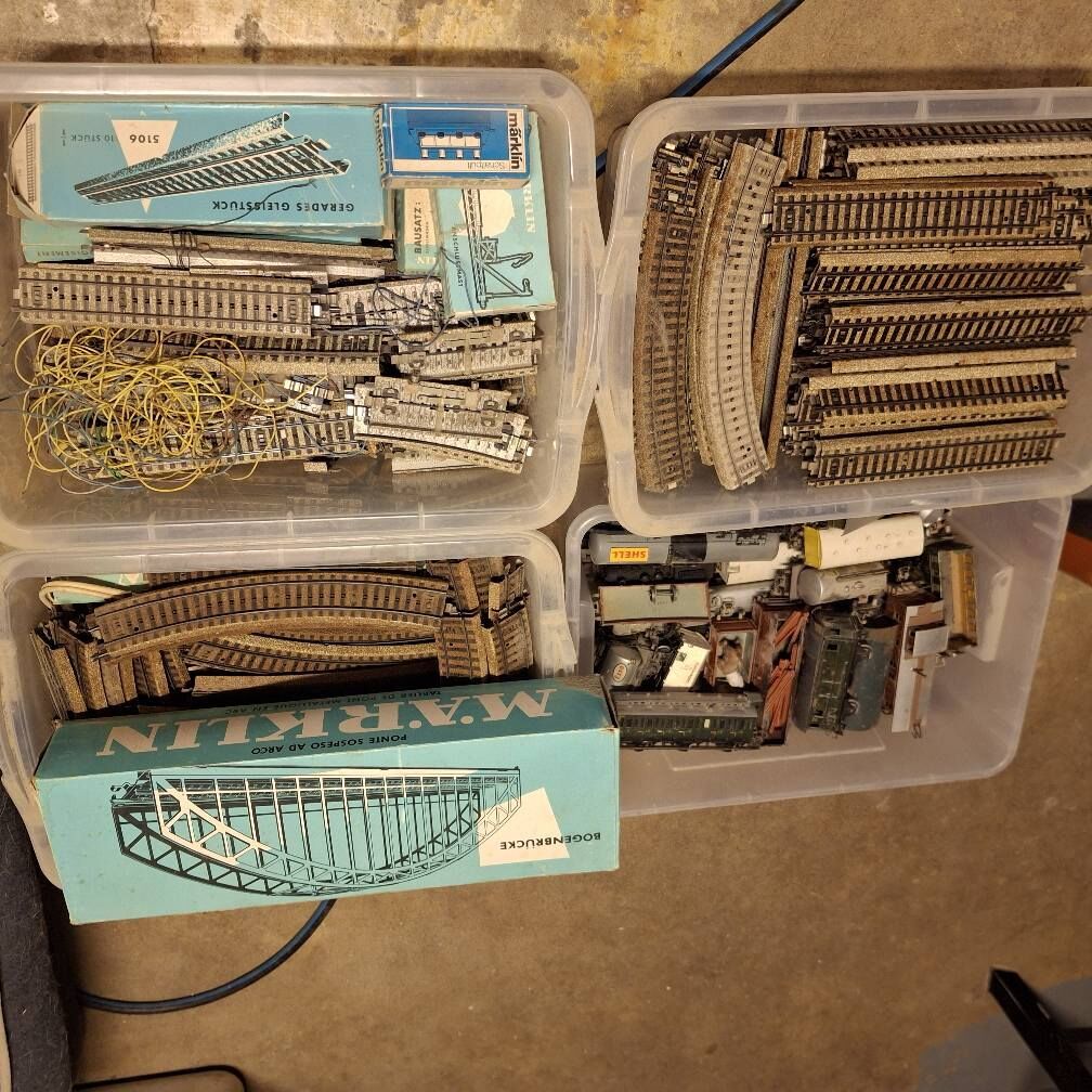 antique MARKLIN made in Germany train set HO wwii -1950s era $500 firm