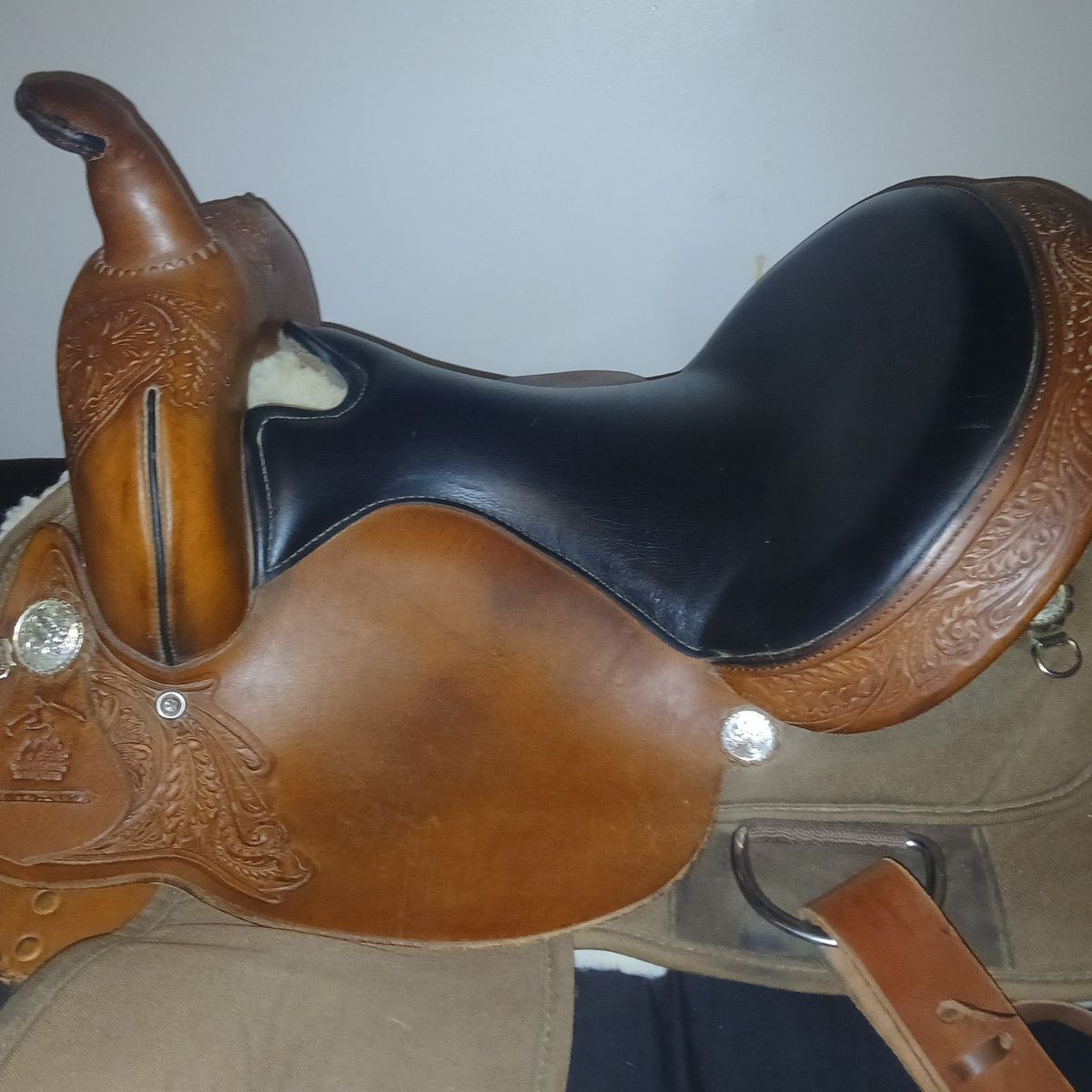 Circle Y High Horse 15" Barrel Saddle