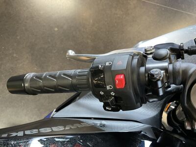 2025 Kawasaki Ninja® 500 SE ABS