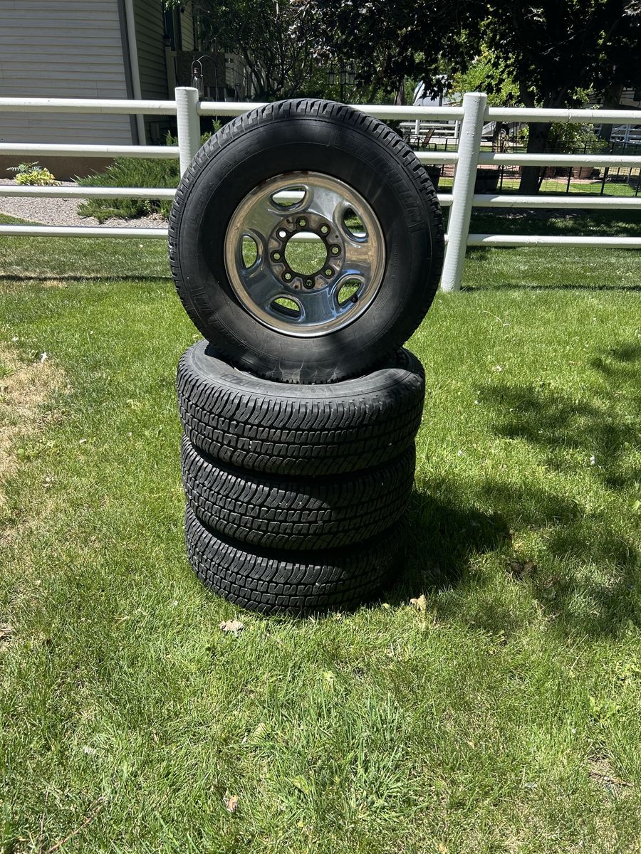 Michelin LTX A/T2 Tires & Chevrolet Chrome Rims - Set of 4, LT245/75R16 - Used