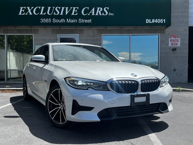 2022 BMW 3 Series 330e xDrive