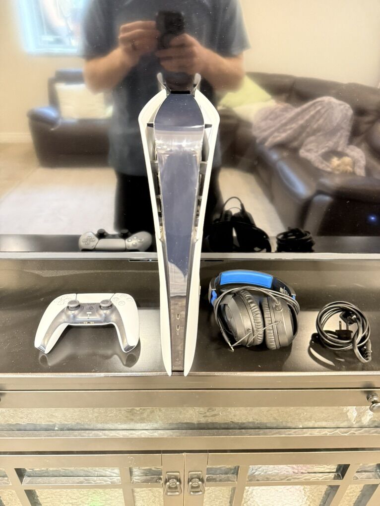 Playstation 5 With Headset